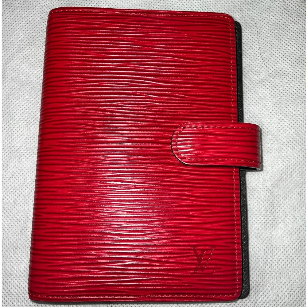 Louis Vuitton Red Epi Small Ring Agenda Cover
